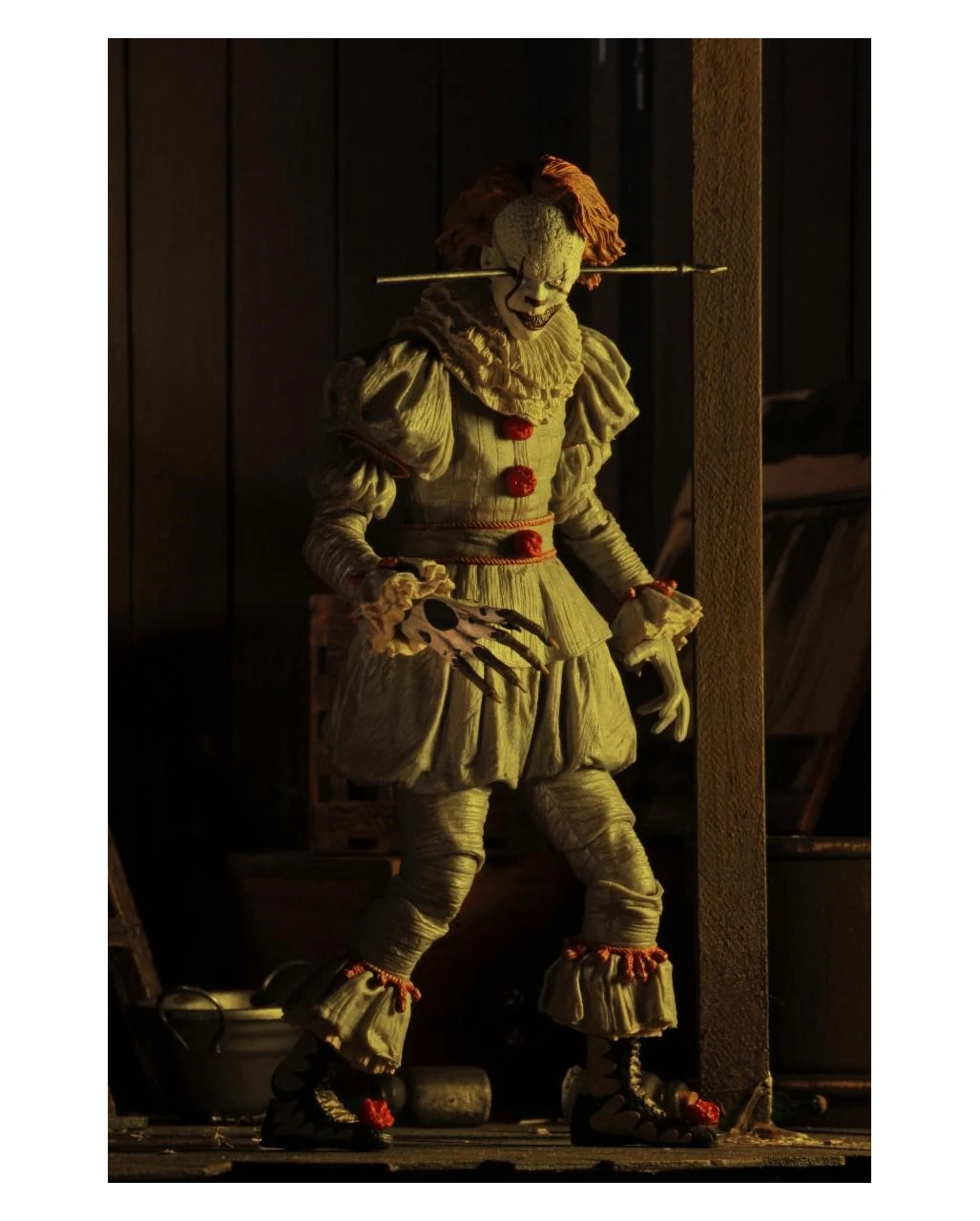 IT Ultimate Pennywise Well House Actionfigur 18cm 3 IT Ultimate Pennywise Well House Actionfigur 18cm – Bild 3