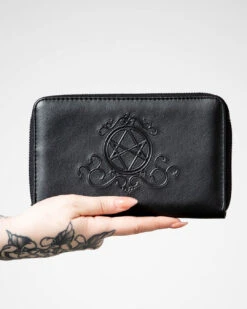 KILLSTAR Spellcaster Geldbörse -Cosplay-Laden killstar spellcaster geldboerse mit pentagram applikation gothic geldbeutel gothic accessoires killstar accessoire gothic portmonnaie 52806 1